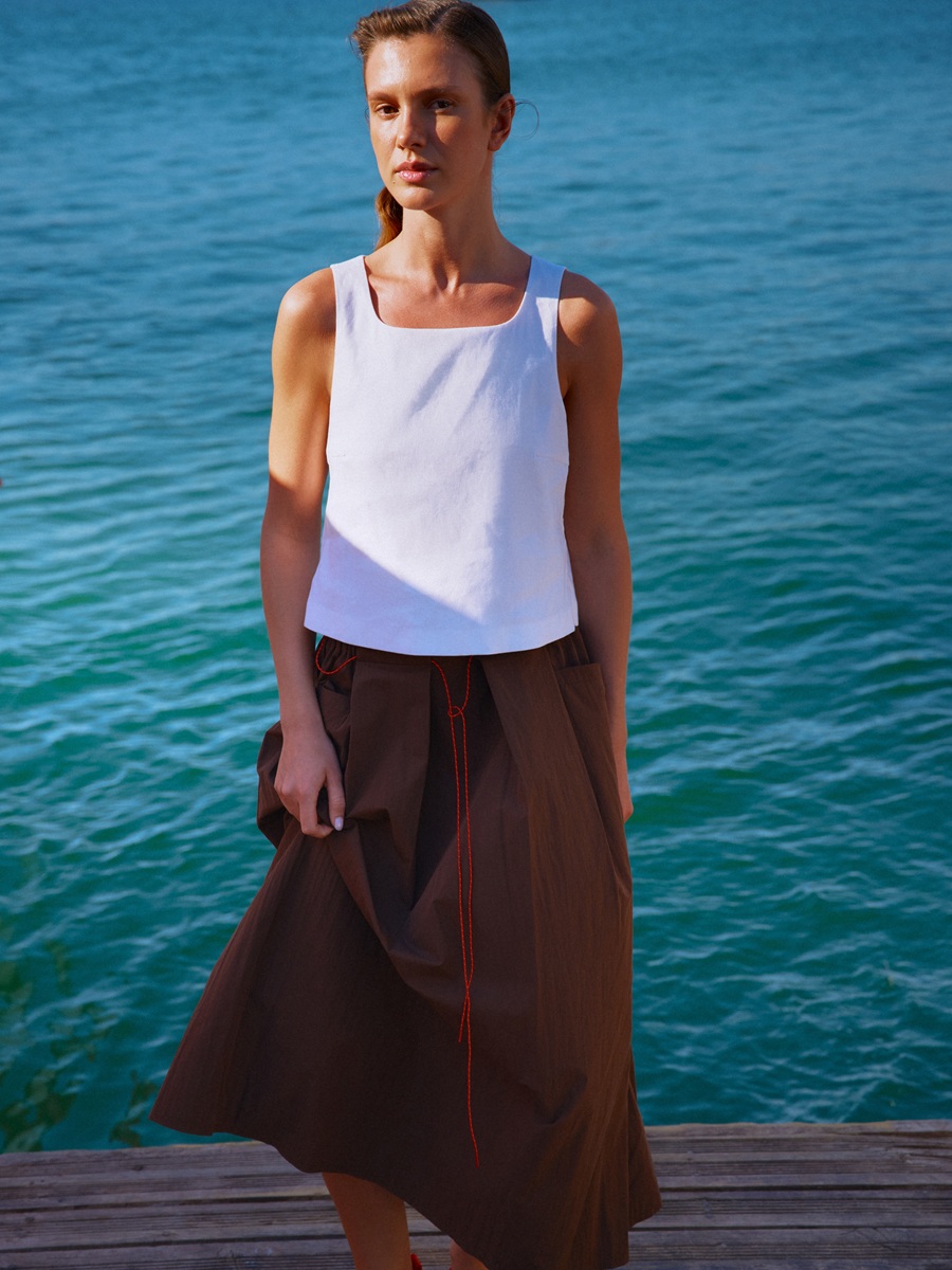 Топ укороченный изо льна