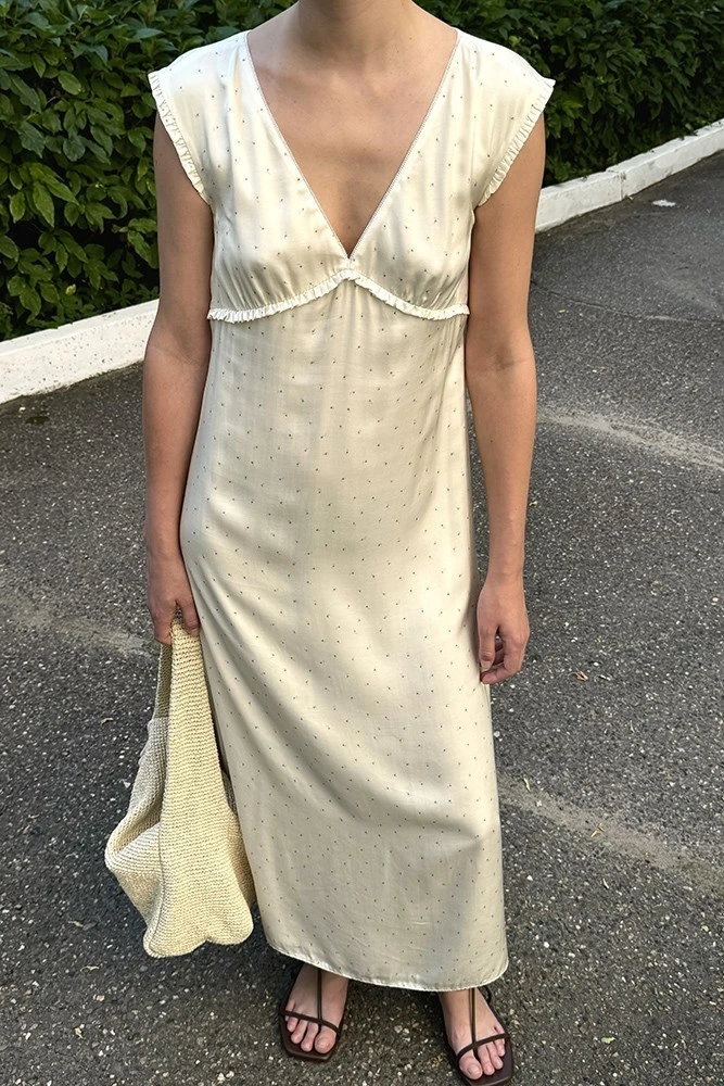 Платье миди в бельевом стиле с шелком