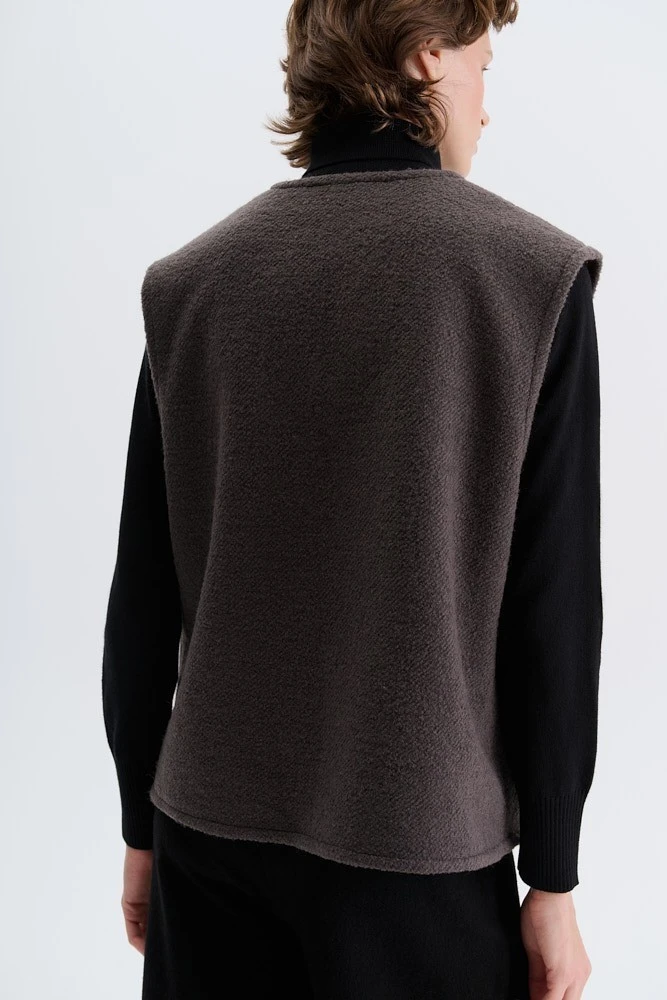 Жилетка двухсторонняя из шерсти