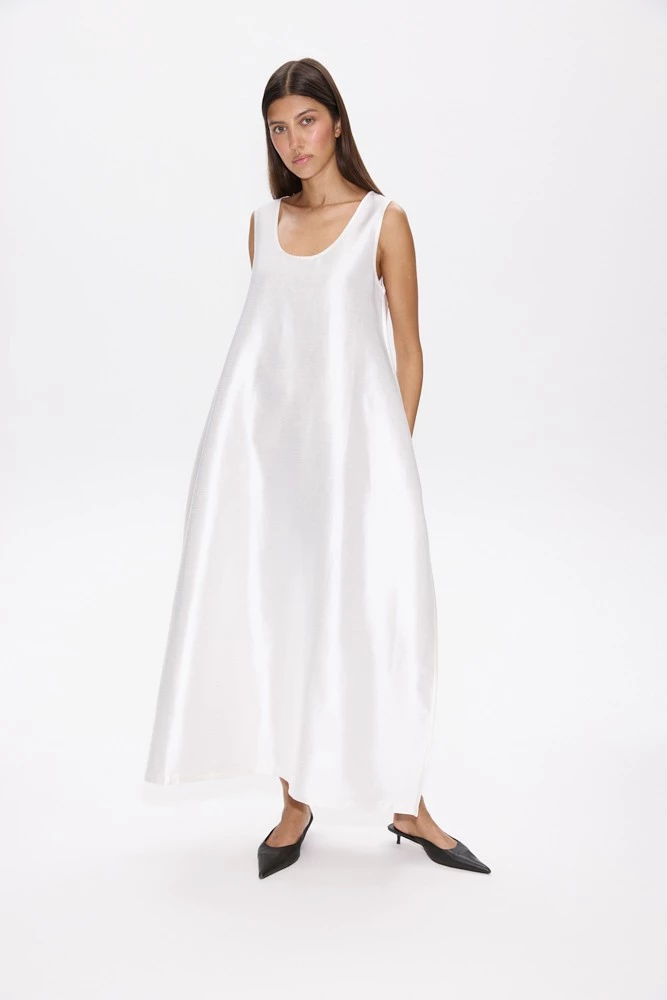 Платье миди О-силуэта