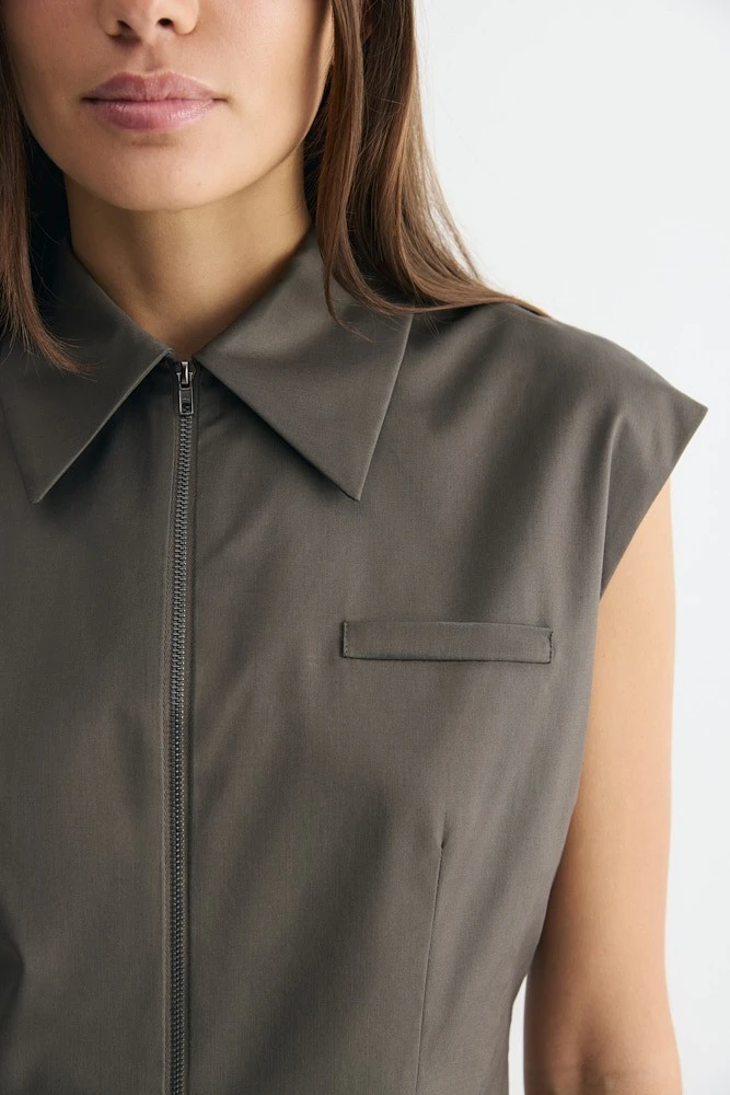 Рубашка с коротким рукавом на молнии