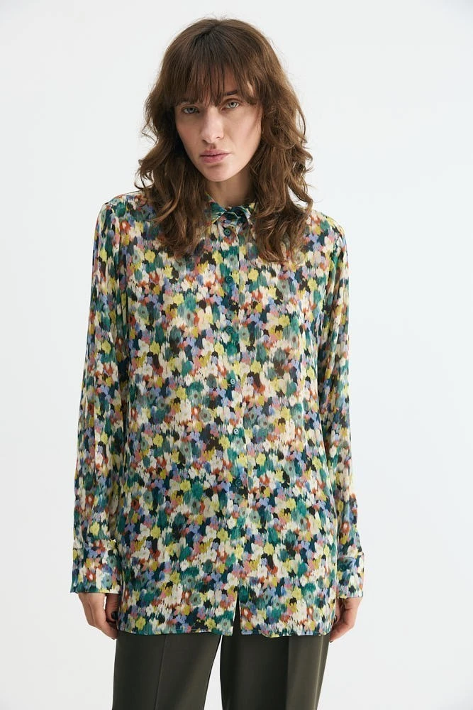 Рубашка из премиальной итальянской ткани с цветочным принтом