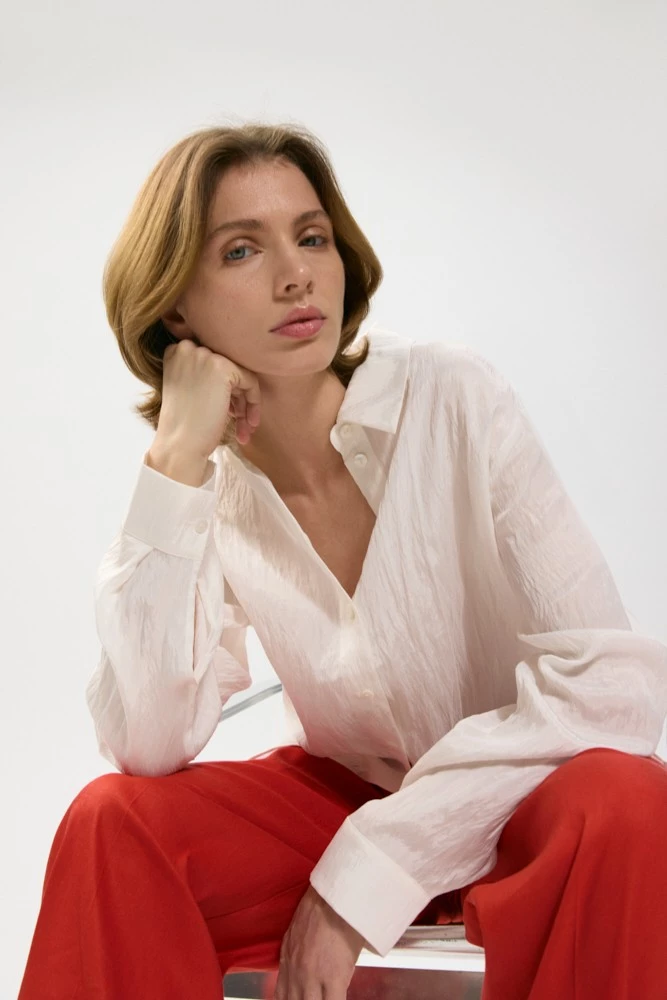 Рубашка прямого кроя с эффектом мокрого шелка