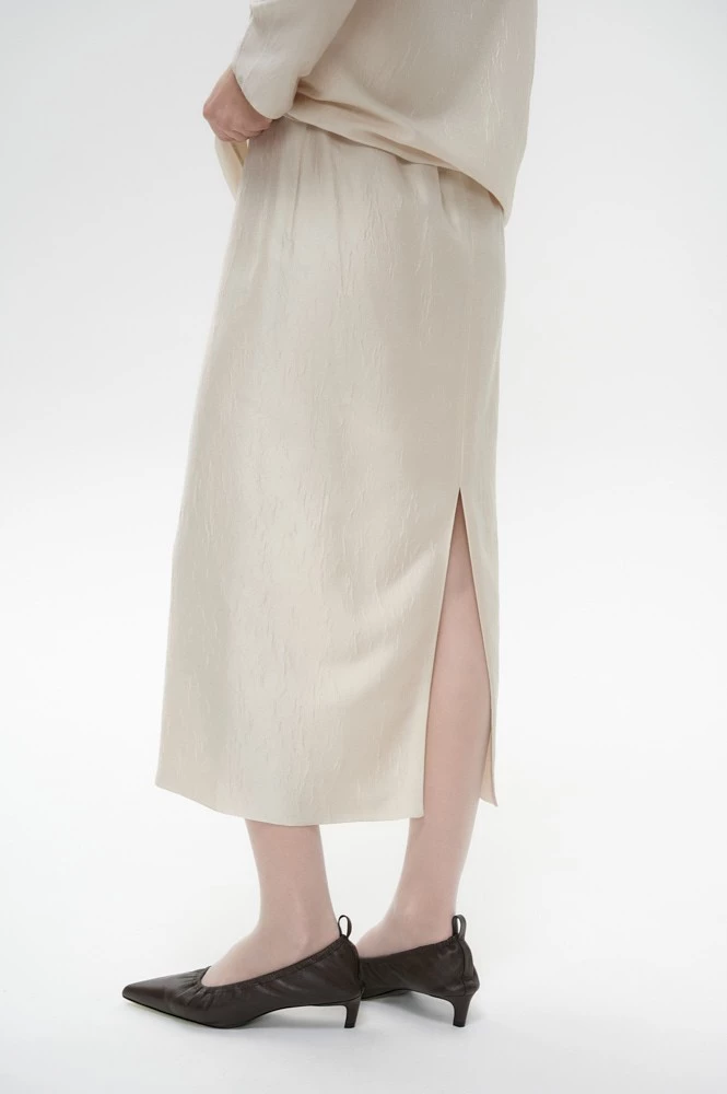 Юбка в бельевом стиле из фактурной ткани