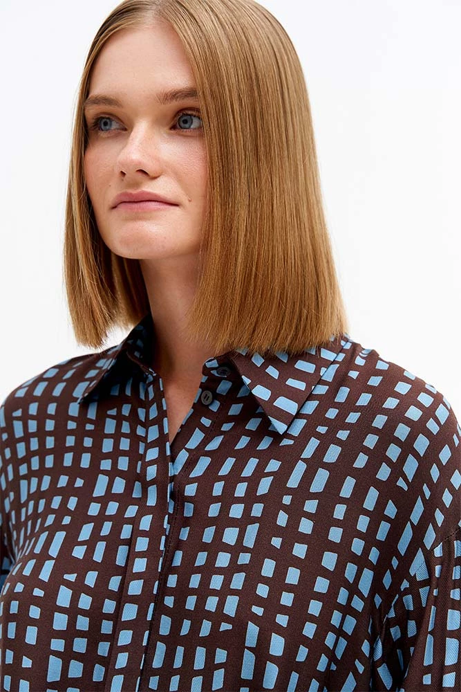 Платье-рубашка мини со сборками