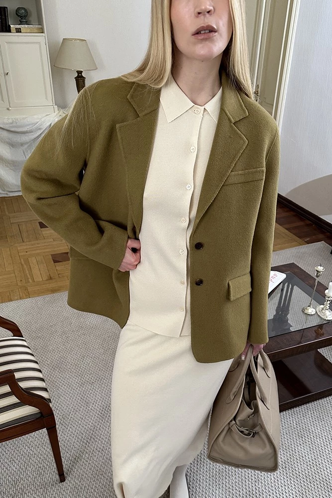 Пальто-жакет из шерсти