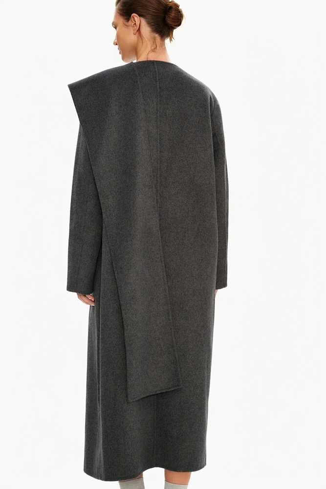 Пальто с шарфом из шерсти