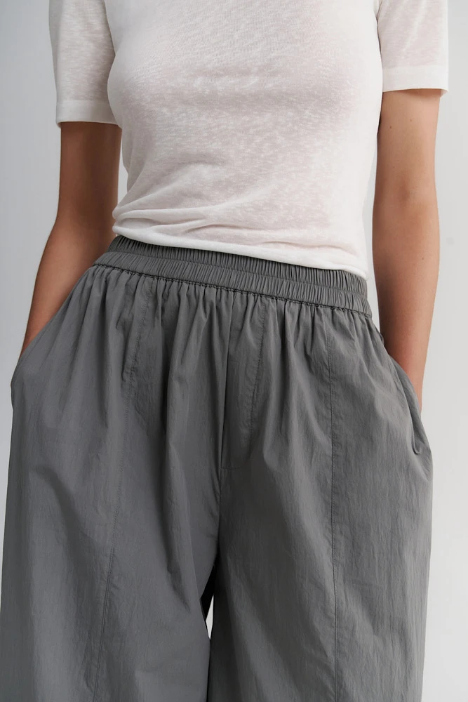 Брюки широкие с эластичным поясом из хлопка