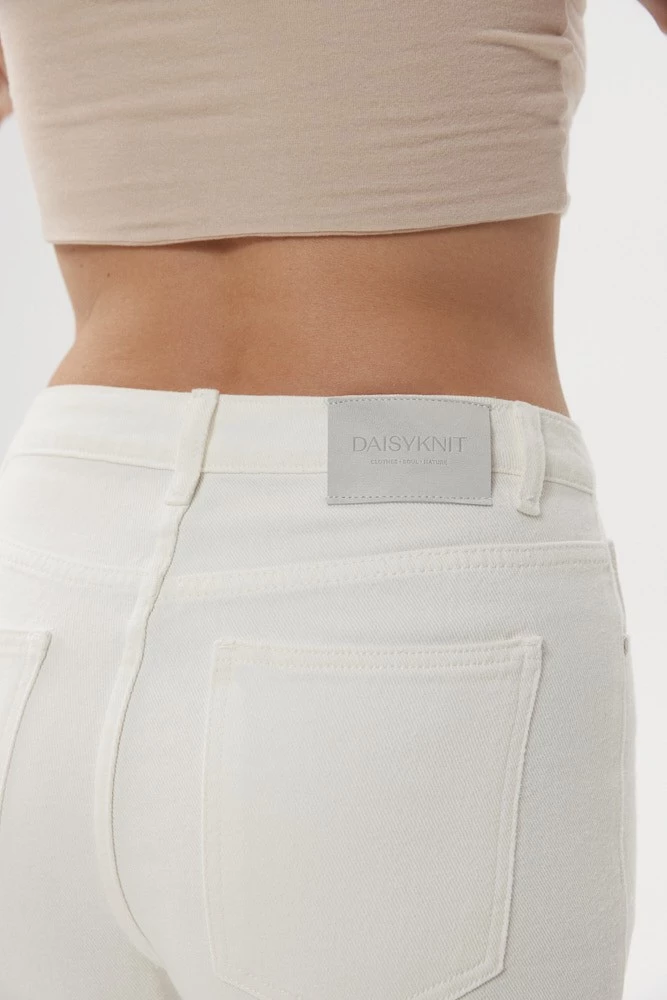 Джинсы прямые