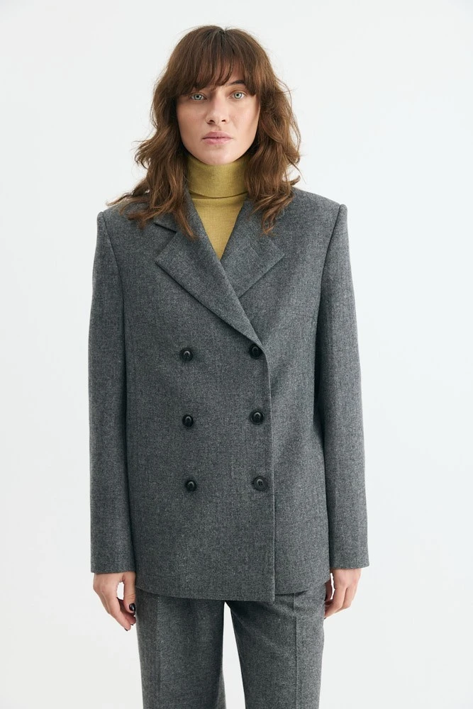 Жакет двубортный из фактурной шерсти