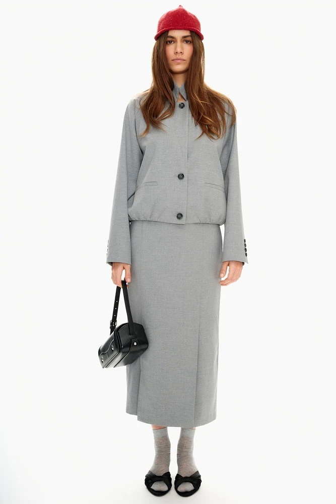 Бомбер из костюмной ткани