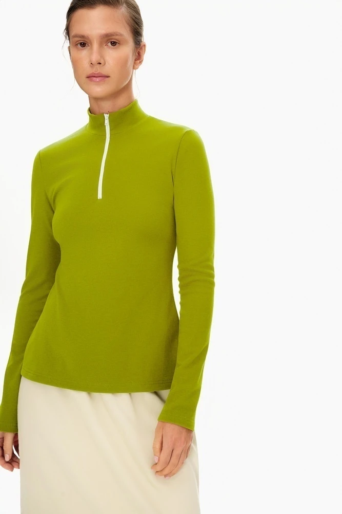 Водолазка на молнии с эффектом велюра