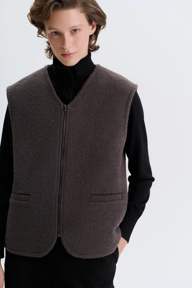 Жилетка двухсторонняя из шерсти