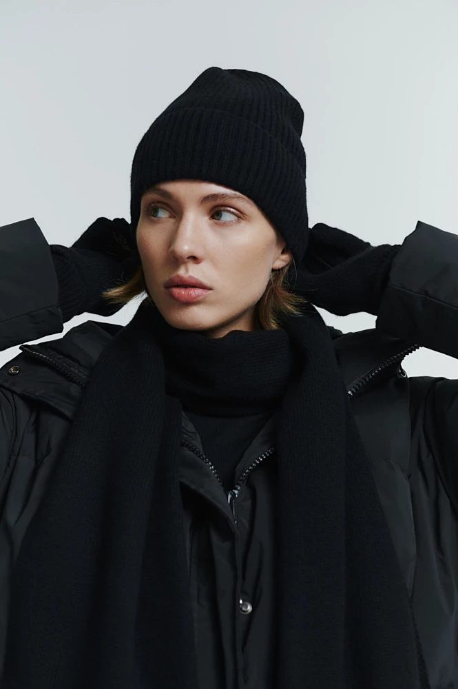 Шарф гладкой вязки