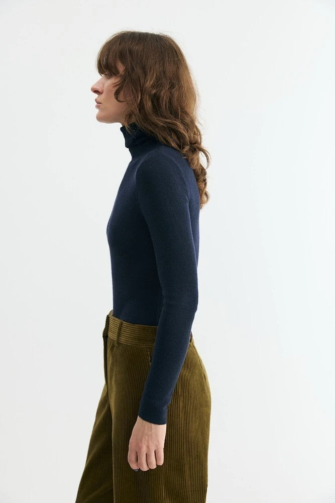 Водолазка вязаная с шерстью