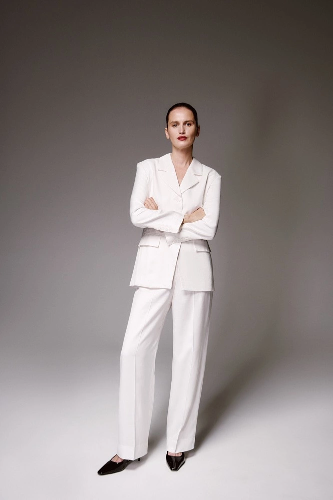 Брюки прямого кроя со льном