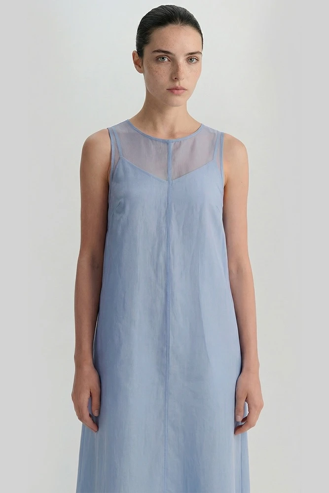 Платье миди А - силуэта из органзы