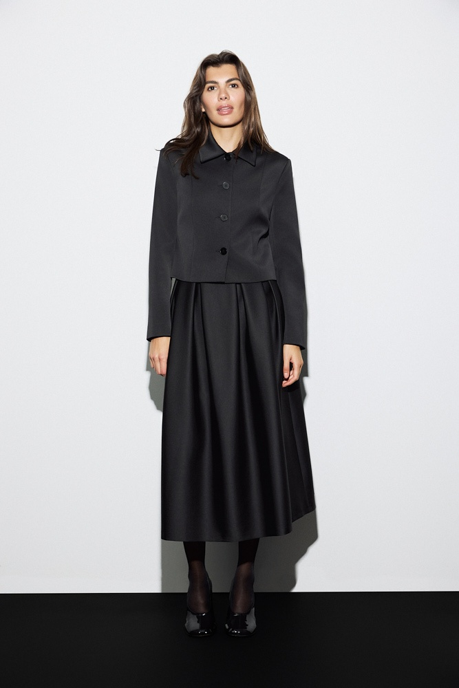 Юбка миди с встречными складками