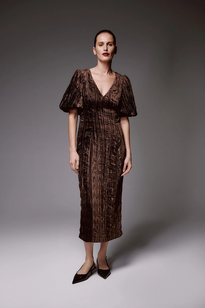 Платье миди из жатого бархата