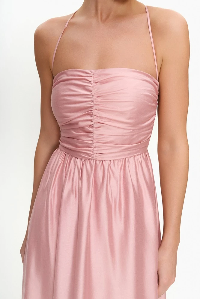 Платье макси с драпировкой и открытой спиной