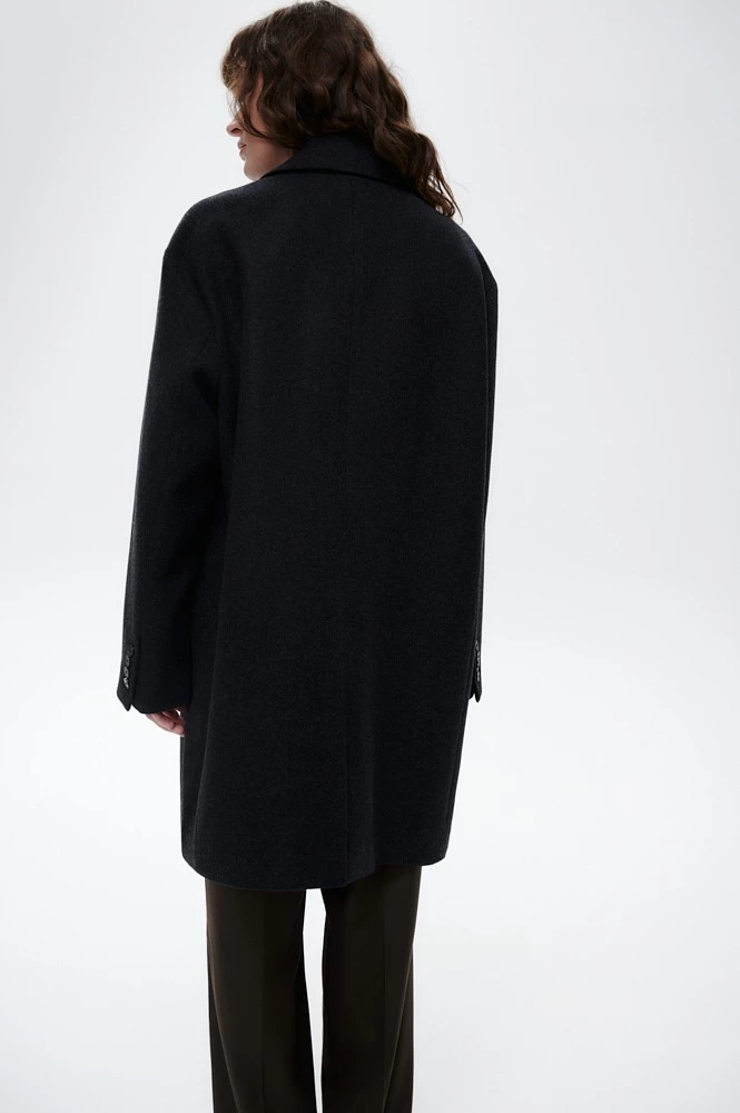 Пальто средней длины  из шерсти