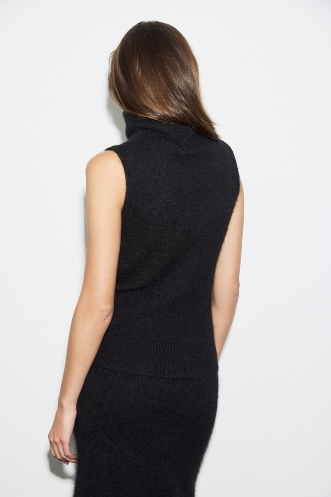 Топ с воротником-стойкой из альпака