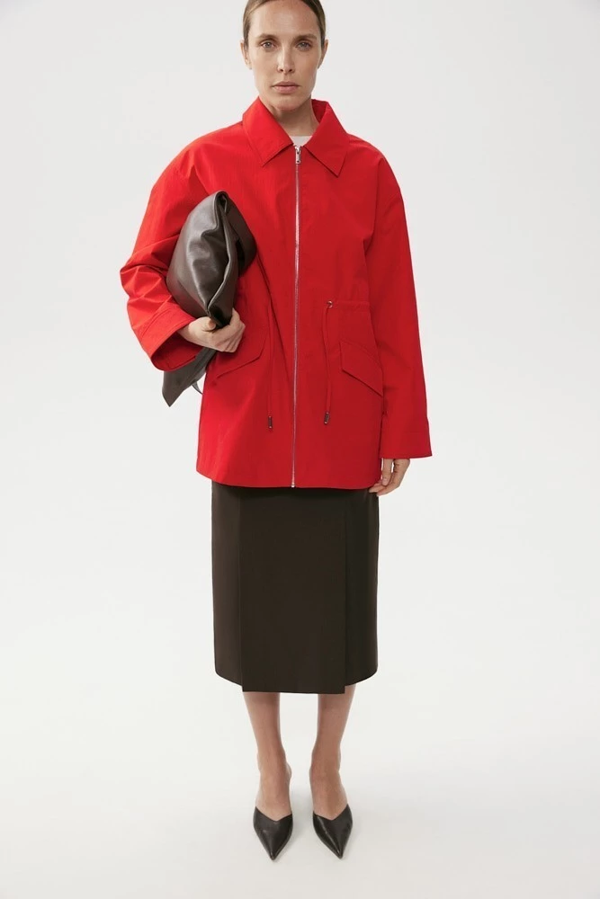 Куртка легкая с кулиской