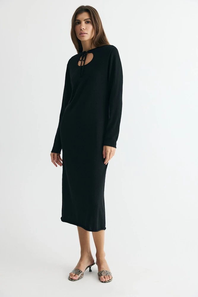 Платье с вырезом из шерсти с альпака