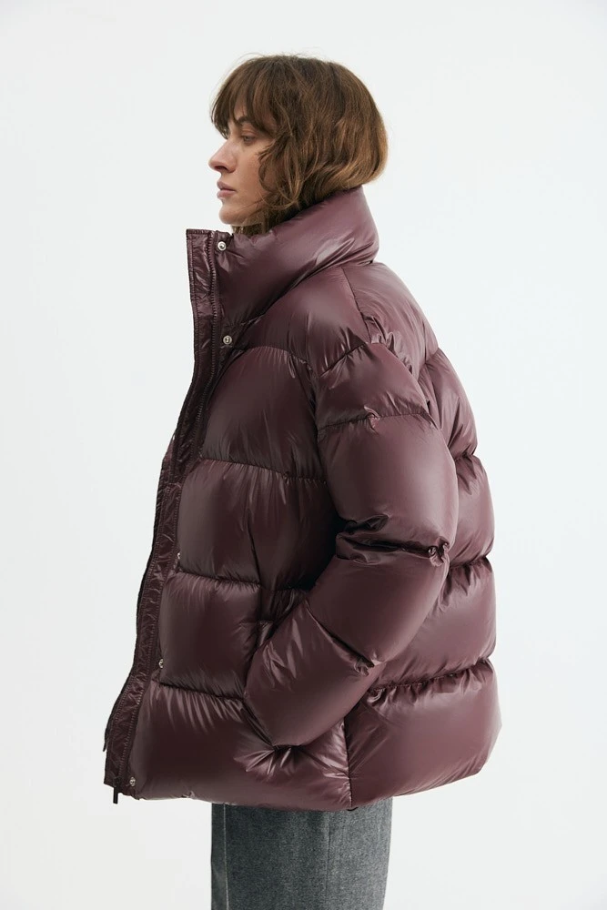 Пуховик укороченный с воротником-стойкой