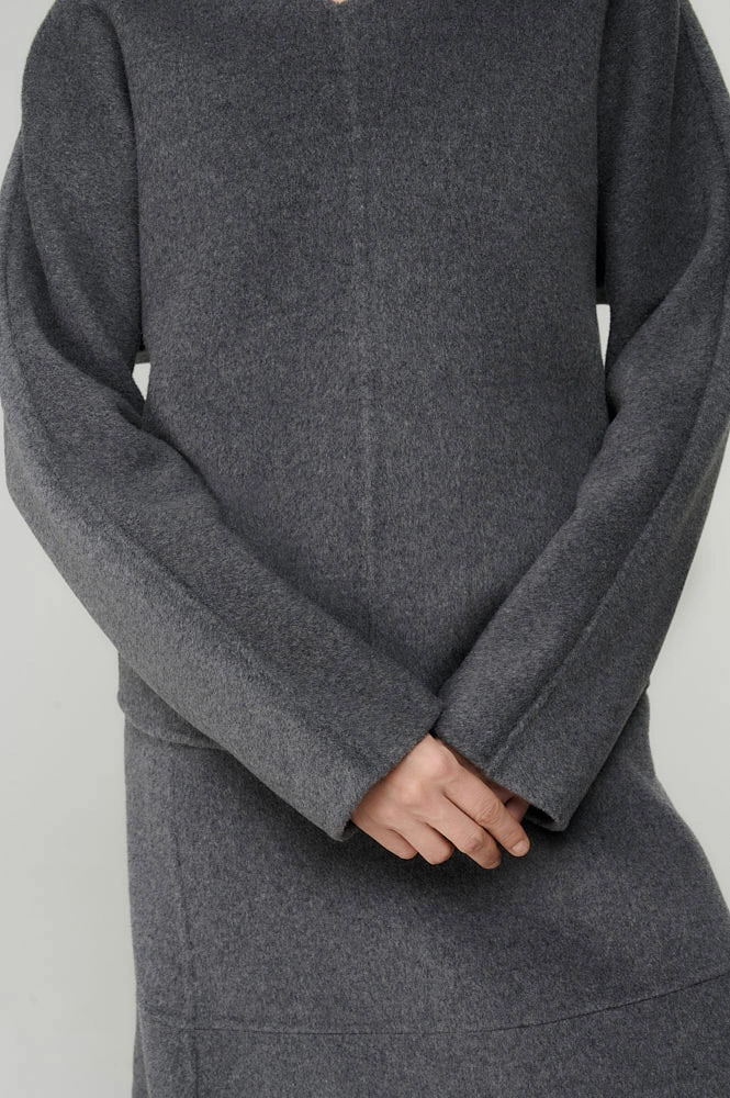 Свитшот из шерстяного драпа