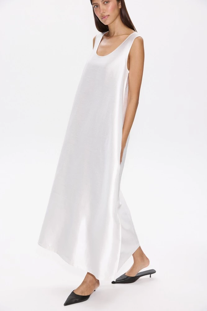 Платье миди О-силуэта