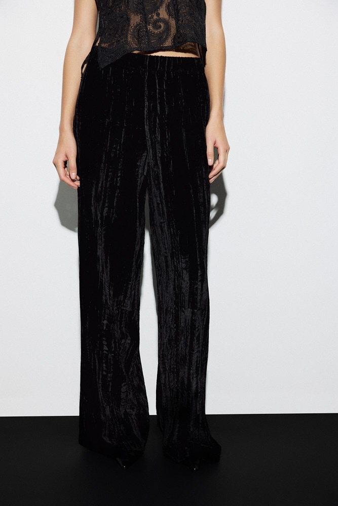 Брюки из жатого бархата