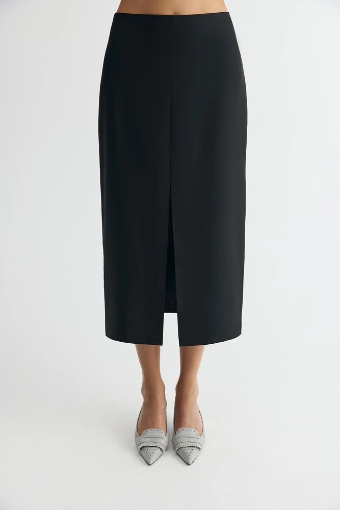 Юбка миди с разрезом спереди