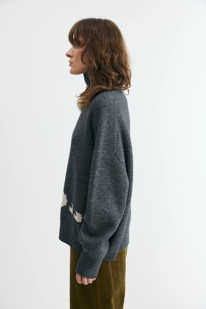 Свитер оверсайз из шерсти с принтом