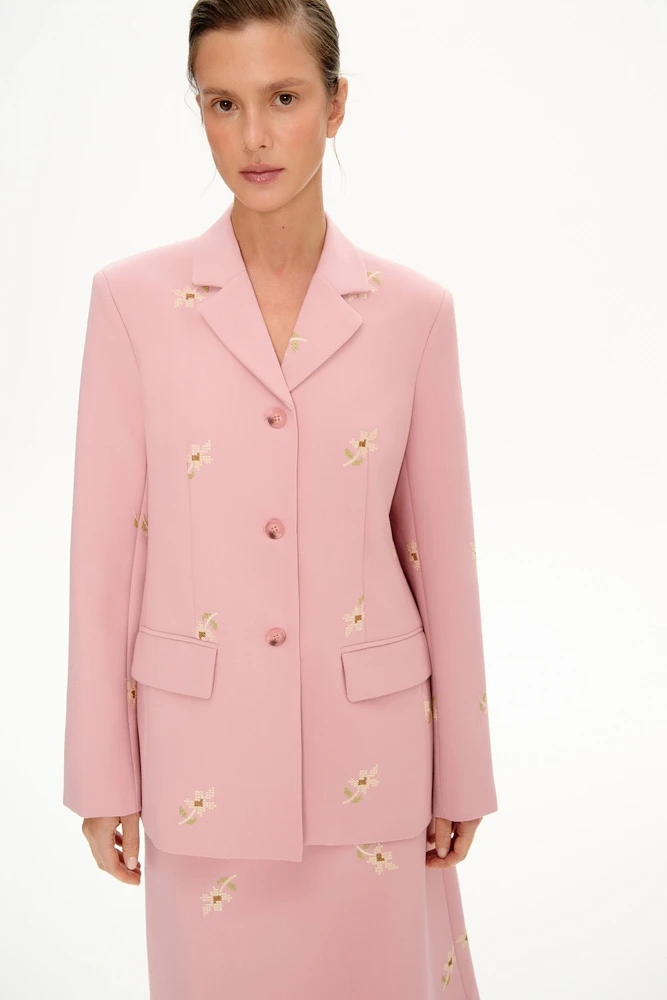 Жакет однобортный с вышивкой