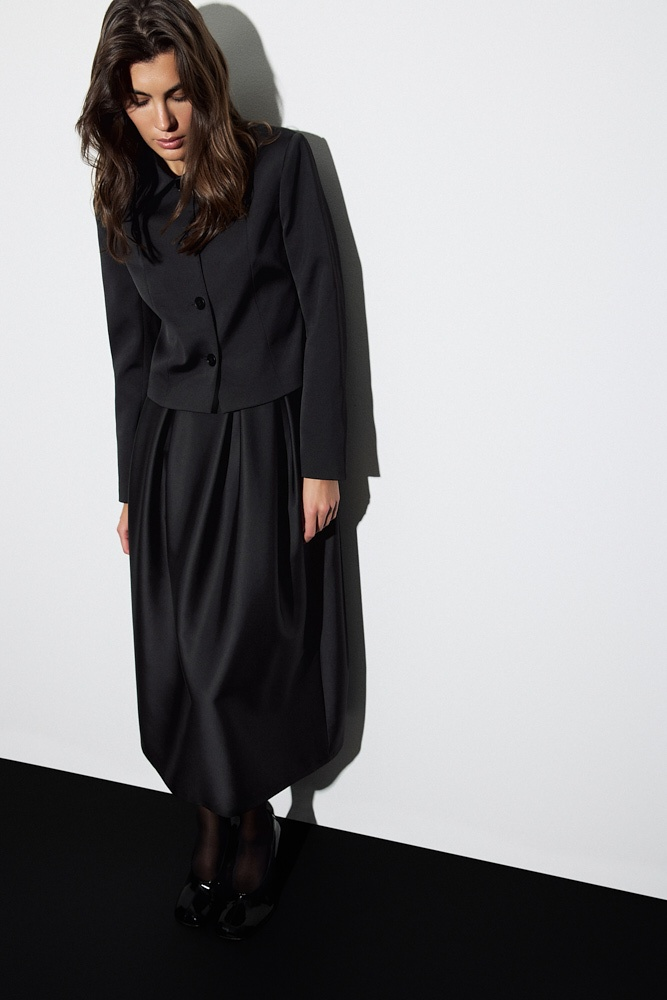 Жакет укороченный из костюмного атласа