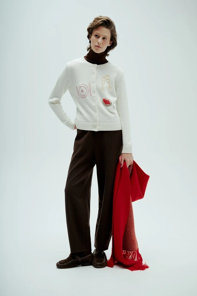 Кардиган из шерсти с вышивкой