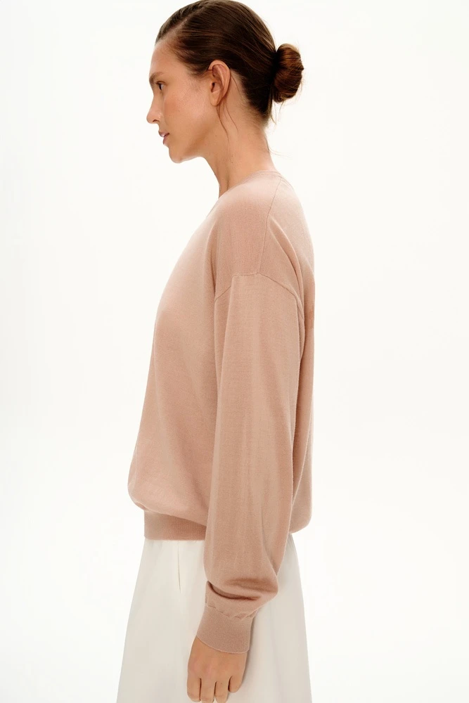 Джемпер тонкий из шерсти