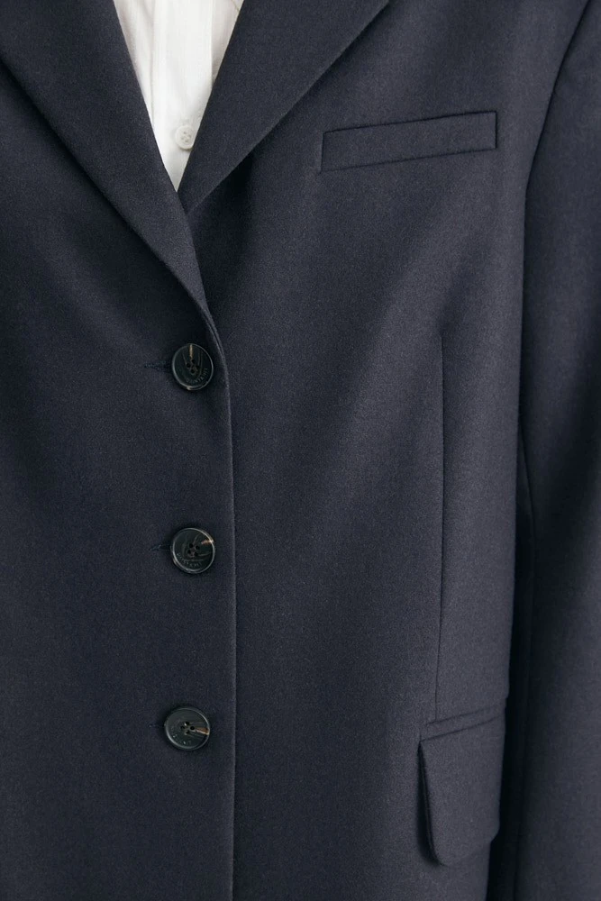 Жакет однобортный на три пуговицы из премиальной итальянской шерсти