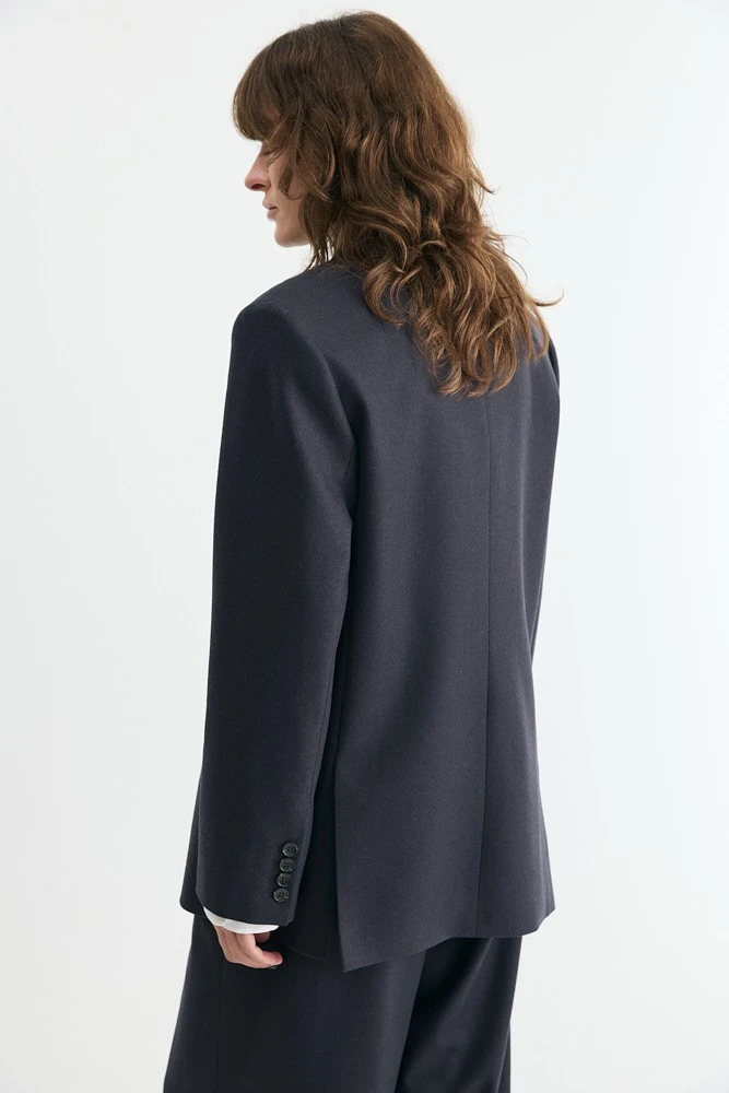 Жакет однобортный на три пуговицы из премиальной итальянской шерсти