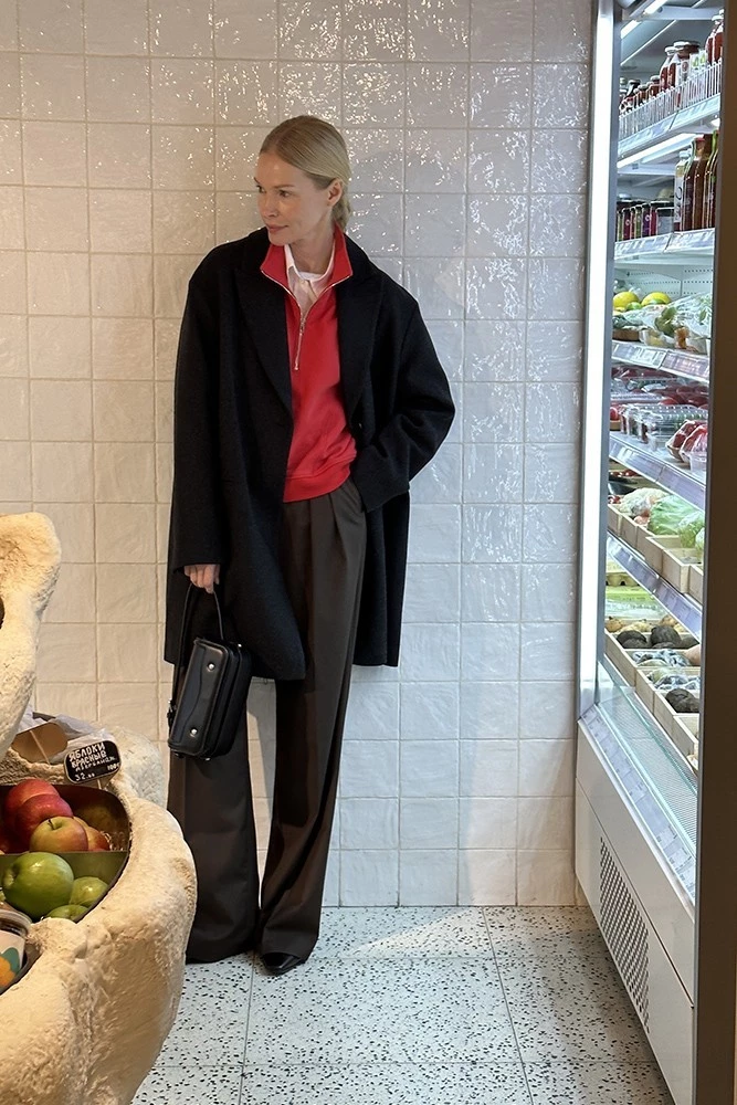 Пальто средней длины  из шерсти