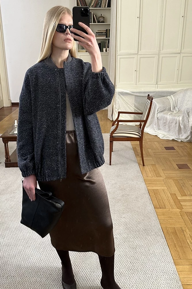 Бомбер объёмный из фактурной шерсти