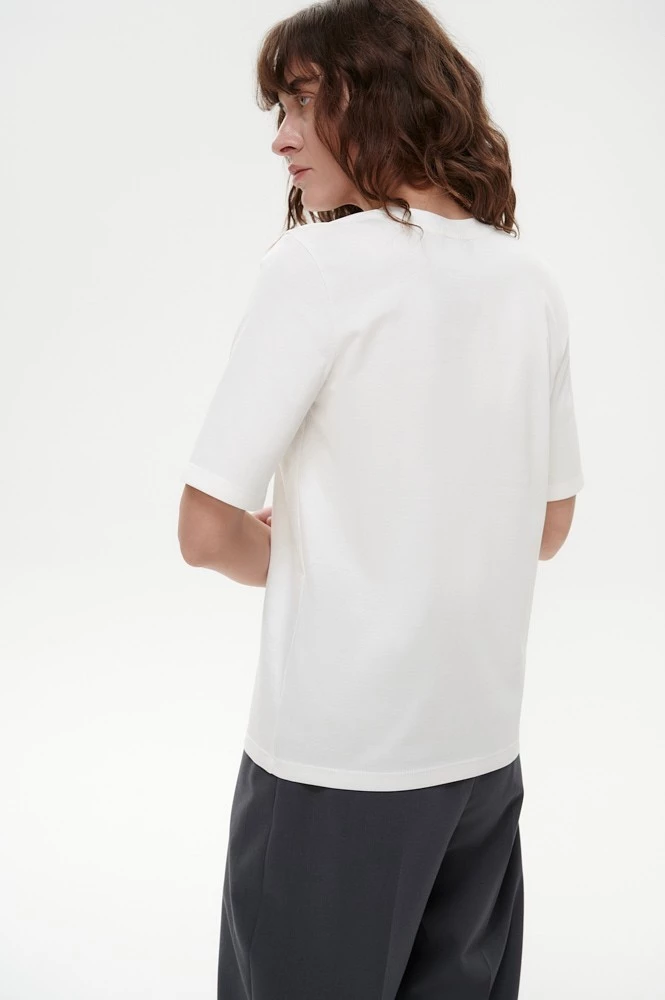 Футболка базовая с удлиненным рукавом