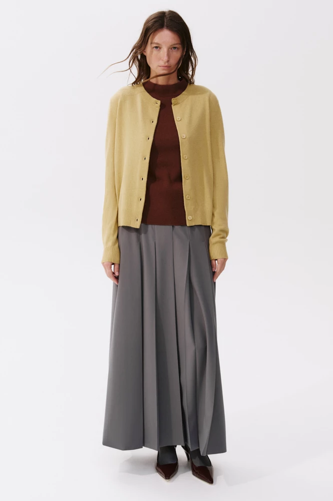 Кардиган тонкий приталенного кроя