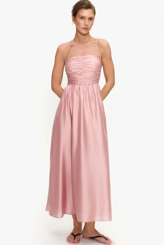 Платье макси с драпировкой и открытой спиной