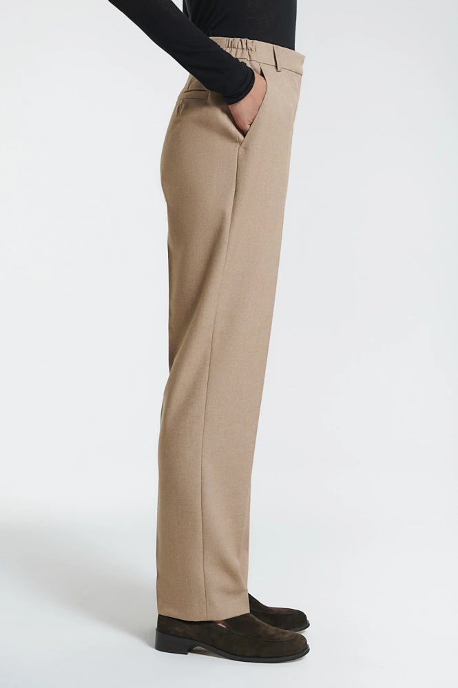 Брюки зауженные со стрелками