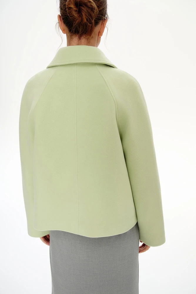 Пальто укороченное из шерсти с кашемиром