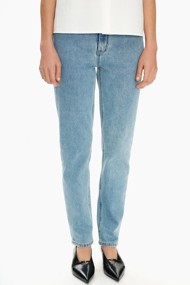 Джинсы-сигаретки