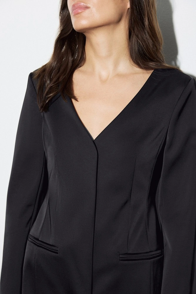 Платье мини из костюмного атласа