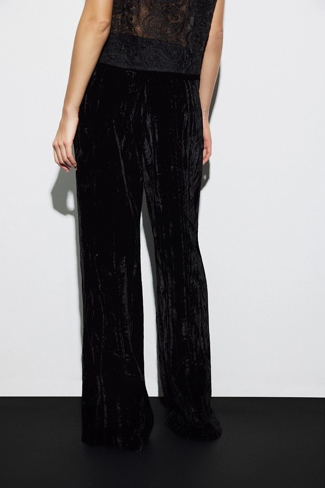 Брюки из жатого бархата